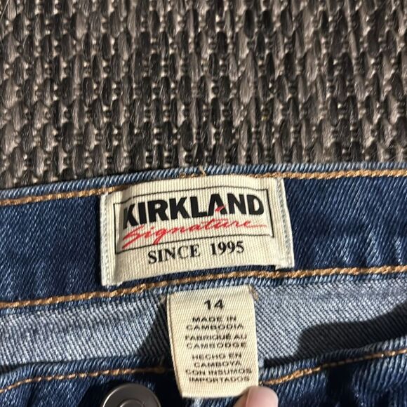 Kirkland signature high-rise straight fit - Picture 3 of 5